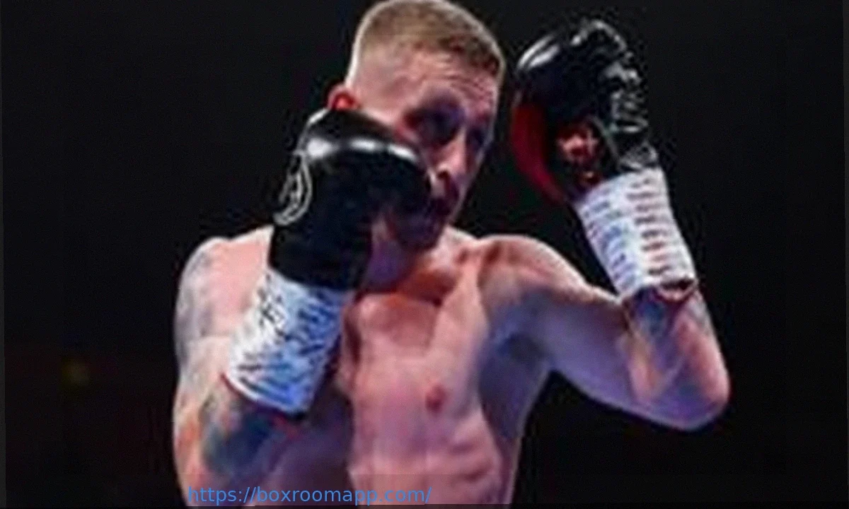 Райан Гарнер нацелился на победителя боя Какасе против Диккенса на стадионе Сент-Мэри