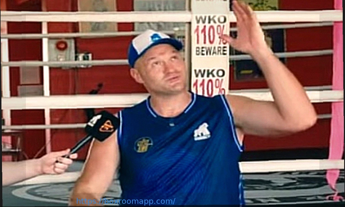 “I’ll Fool Around.” Fury Shares His Plan for the Makhmudov Fight.